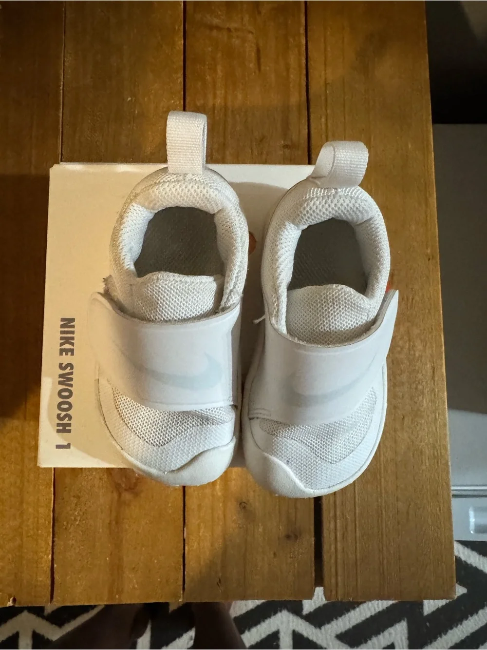 Nike Kids White Swoosh 1